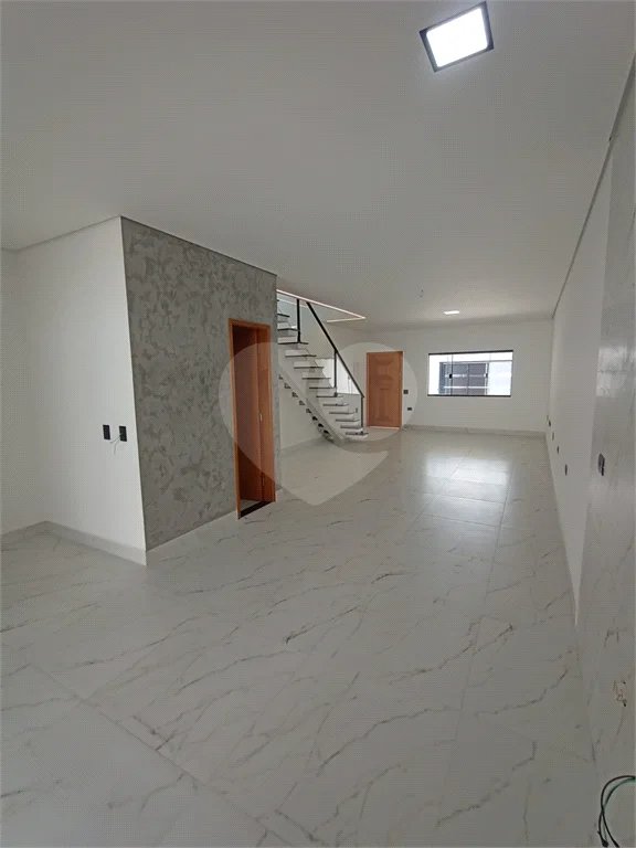 Casa com 155m² , 3 dormitórios , sendo 1 suíte , 4 vagas , à venda no Parque das Nações em Santo André.