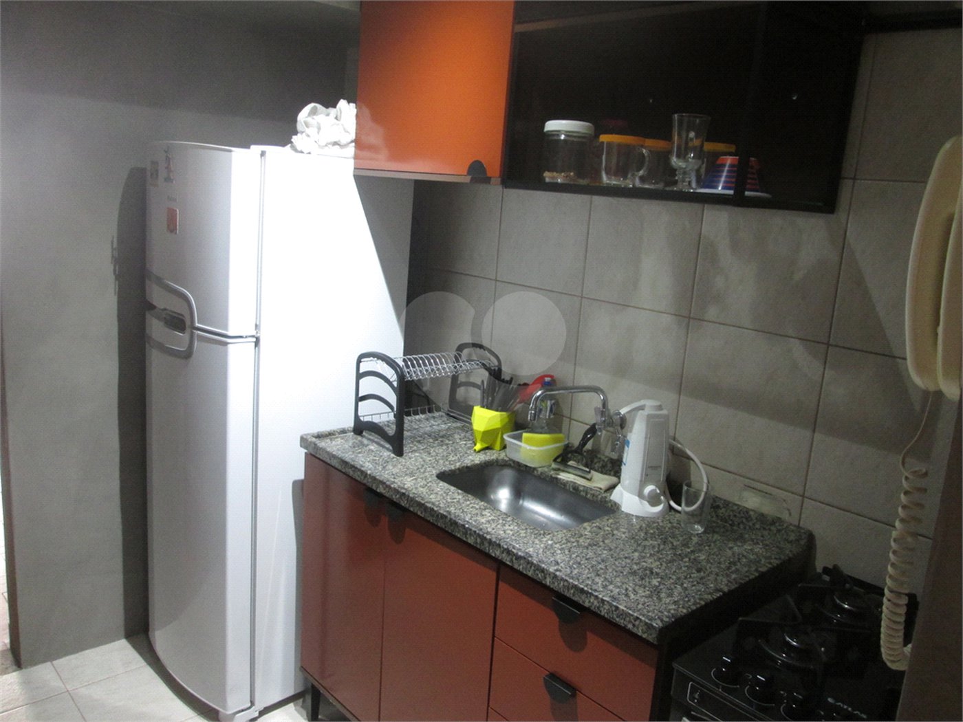 APARTAMENTO TODO REFORMADO!! 1 dormitório. Bairro da Bela Vista. Área Útil: 36 m².