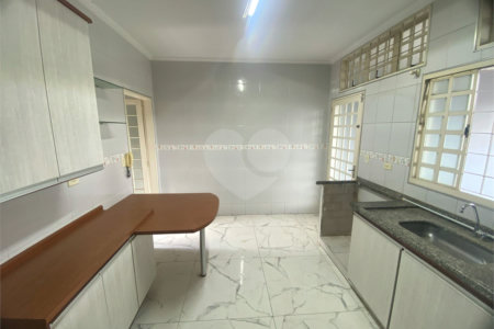 Casa a venda no Jardim Cardinalli - São Carlos/SP