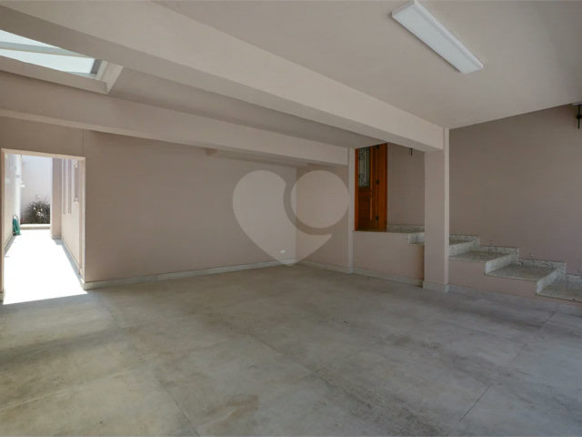Casa de Vila à venda com 4 suítes em Granja Julieta, São Paulo, SP
