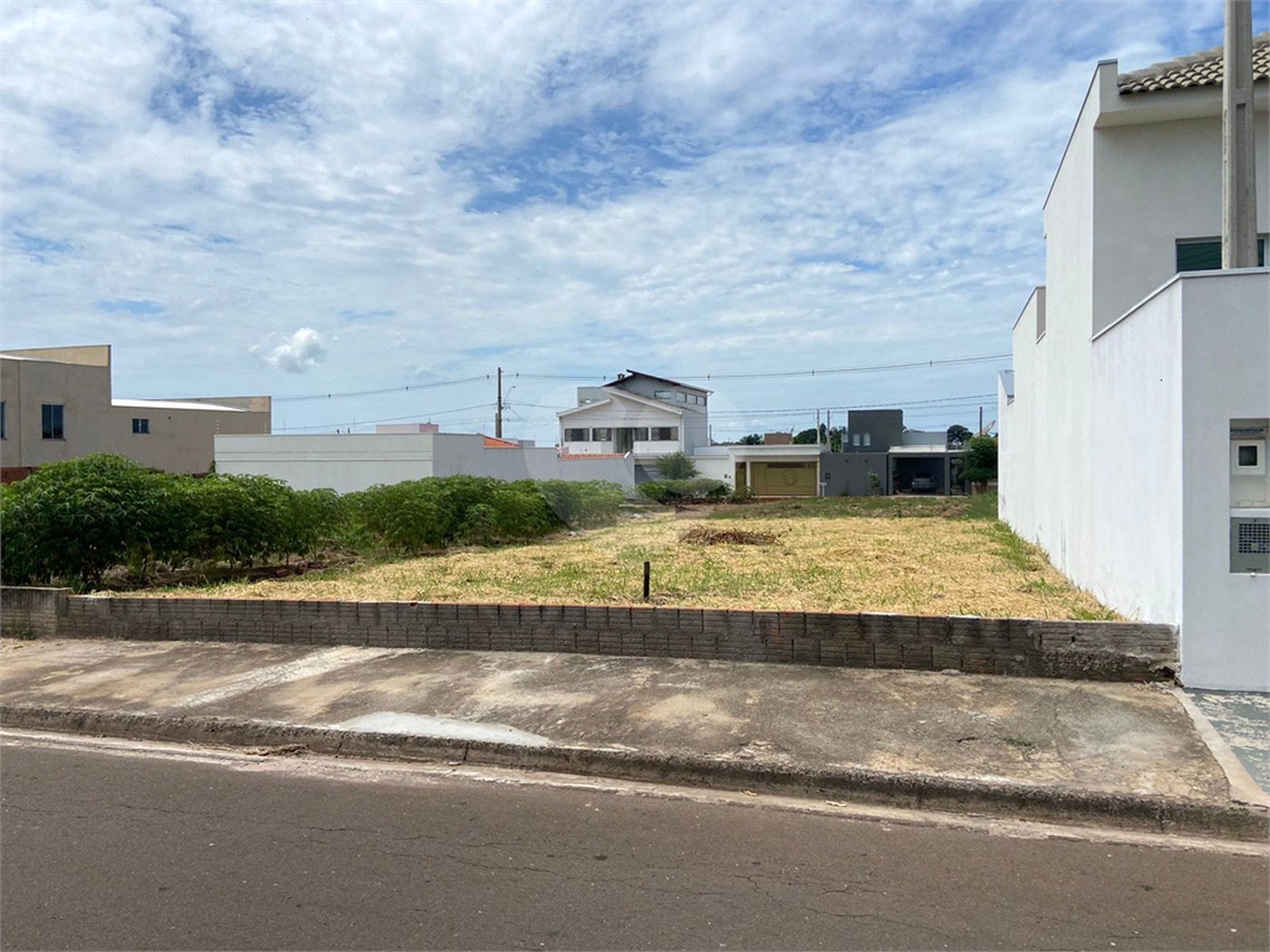 Terreno plano com 250,00 m²