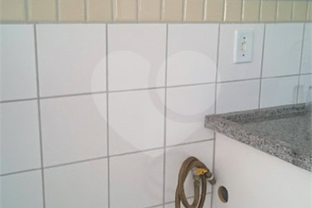 Vendo Apartamento no Residencial Aline na Cidade de São Carlos SP.