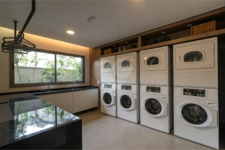 Apartamento venda. Domy Vila Mariana. 2 quartos (1 suíte). 1 vaga. Entrar e morar