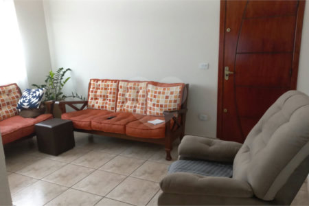 Sobrado à venda com 3 quartos em Jardim Bicão, São Carlos, SP