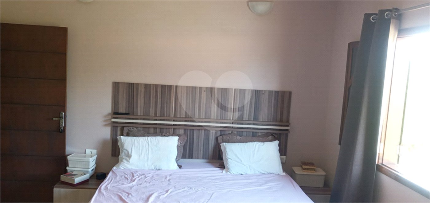 Chácara à venda com 3 quartos, sendo 2 suítes,  em Monterrey, Louveira, SP