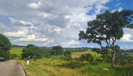 Terreno à venda em Arataba II, Louveira, SP