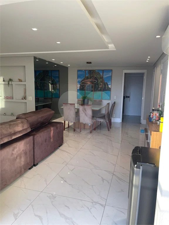 125m² - 3 dorm (1 suíte), 2 vagas