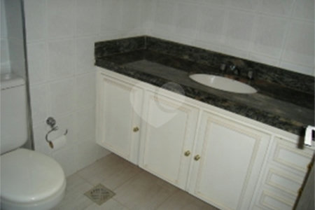 Apto com 130m² em frente ao SCC