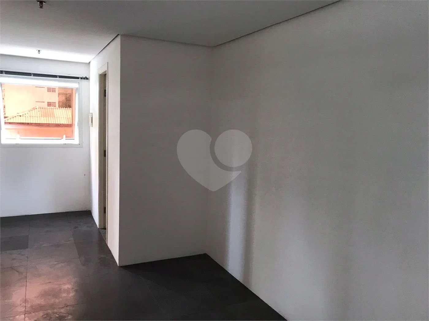 Sala comercial à venda no Paraíso