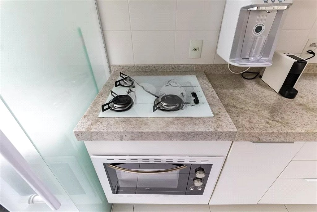 Apartamento Garden à venda ? 500 m do Metrô Conceição | Reformado e com quintal privativo