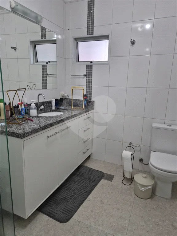 Apartamento à venda no Edifício Pedro Ometto, no coração de Piracicaba.