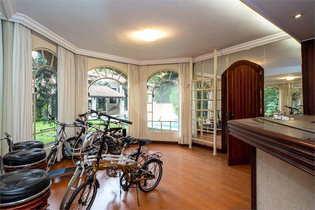 Casa à venda com 4 suítes no condomínio Chácara Flora, São Paulo - SP