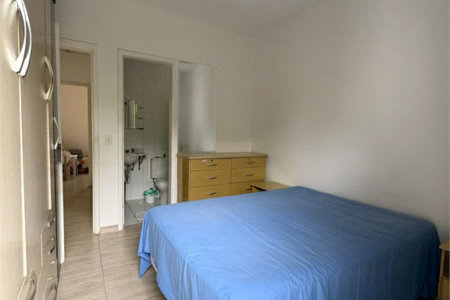 Casa à venda com 3 quartos, sendo 1 suíte, no condomínio New Village, Cotia - SP