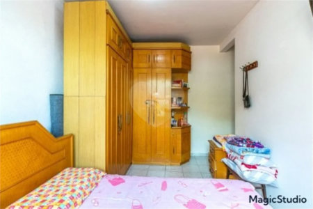Casa com 175m², 4 dormitórios, sendo 3 suítes, 2 vagas de garagem, à venda na Vila Formosa.