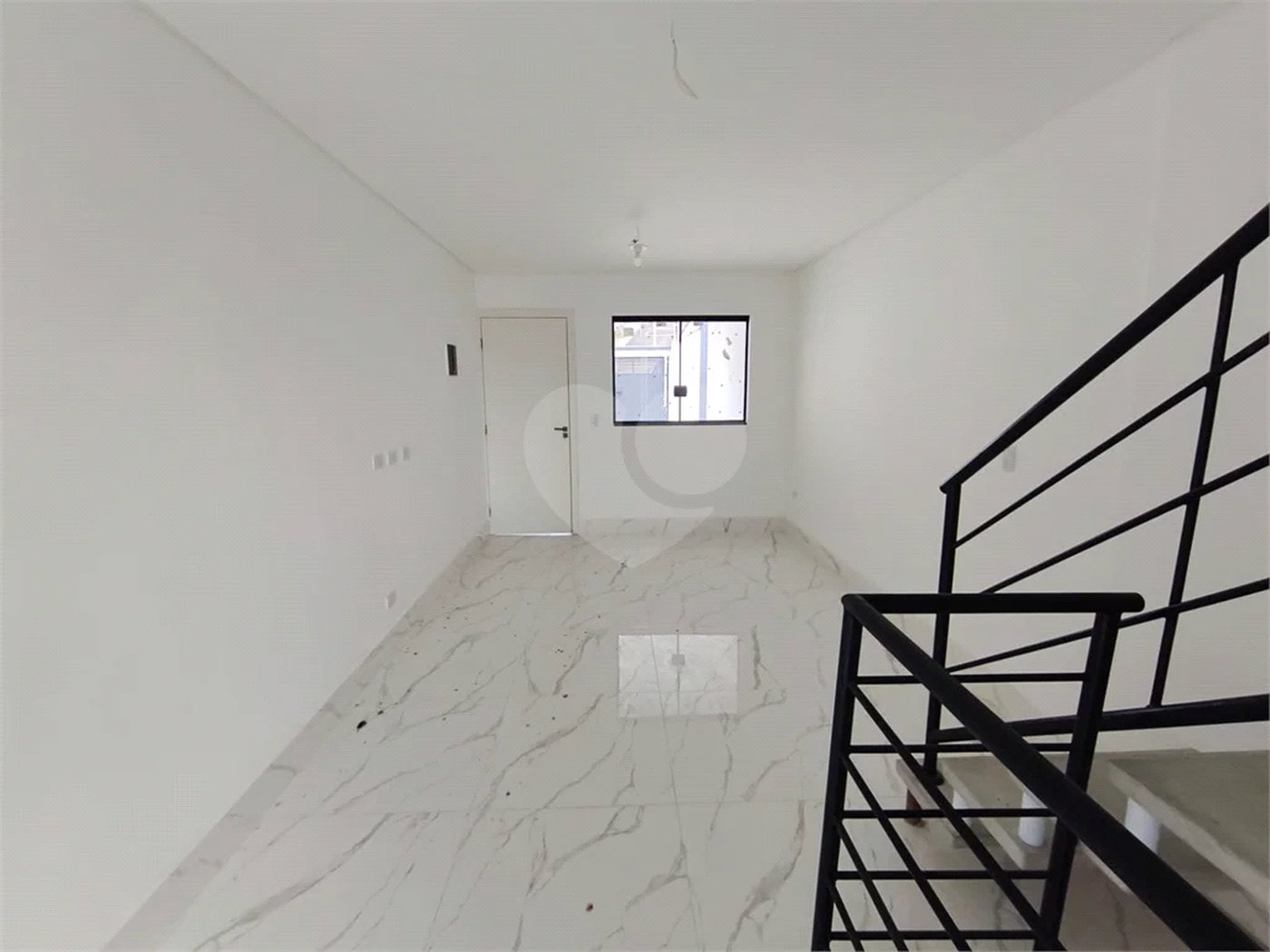 2 km metro parada inglesa sobrado com 3 suites 2 vagas e quintal com espaço gourmet