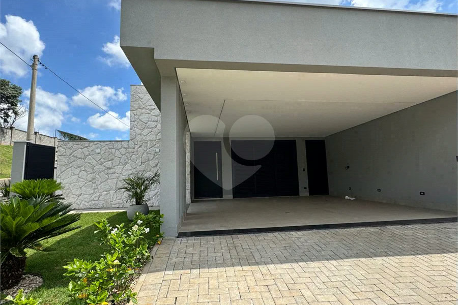 Casa térrea com 3 suítes á venda no Damha 2 de Piracicaba - SP.