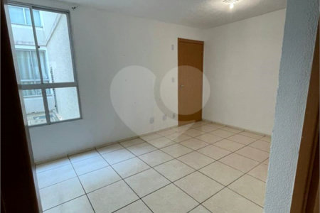 Apartamento no Condomínio Monte Everest.