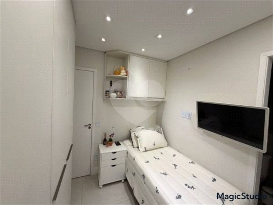 Apartamento com 120m², 3 dormitórios, sendo 3 suítes, 2 vagas de garagem, à venda no Tatuapé.