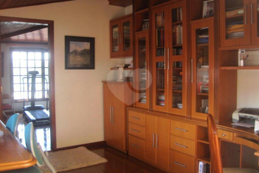 Casa para venda no Jardim da Gloria 4 dormitórios 2 suítes 4 vagas