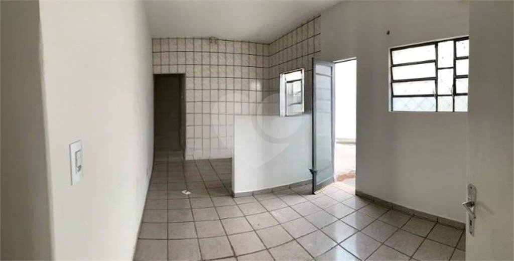 Casa térrea no Centro de Araraquara/SP, com 3 dormitórios, sendo 1 suíte