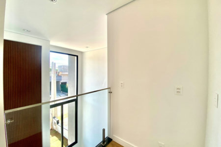 Casa à venda com 3 quartos, sendo 3 suítes, no condomínio Vila Giardino, Jundiaí - SP