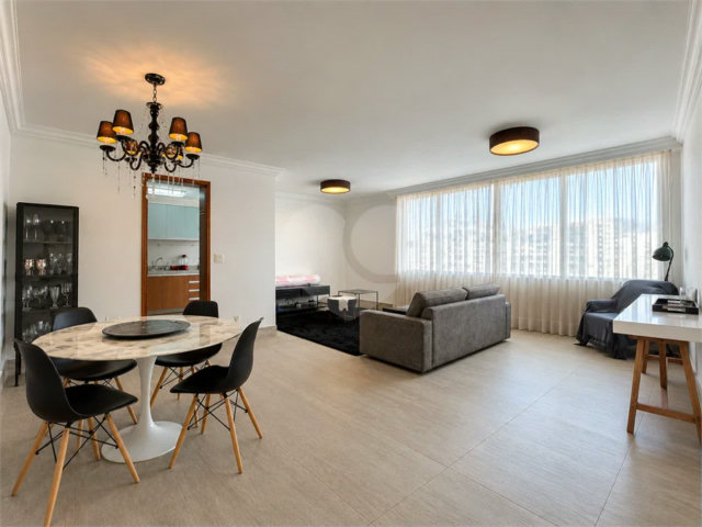 Apartamento à venda com 3 quartos, sendo 1 suíte,  em Higienópolis, São Paulo, SP