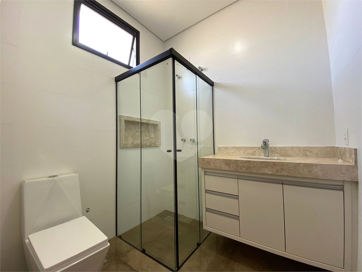Casa térrea para venda no condomínio Residencial Quebec