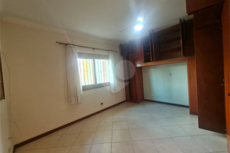 Casa à venda com 3 suítes em Interlagos, São Paulo, SP