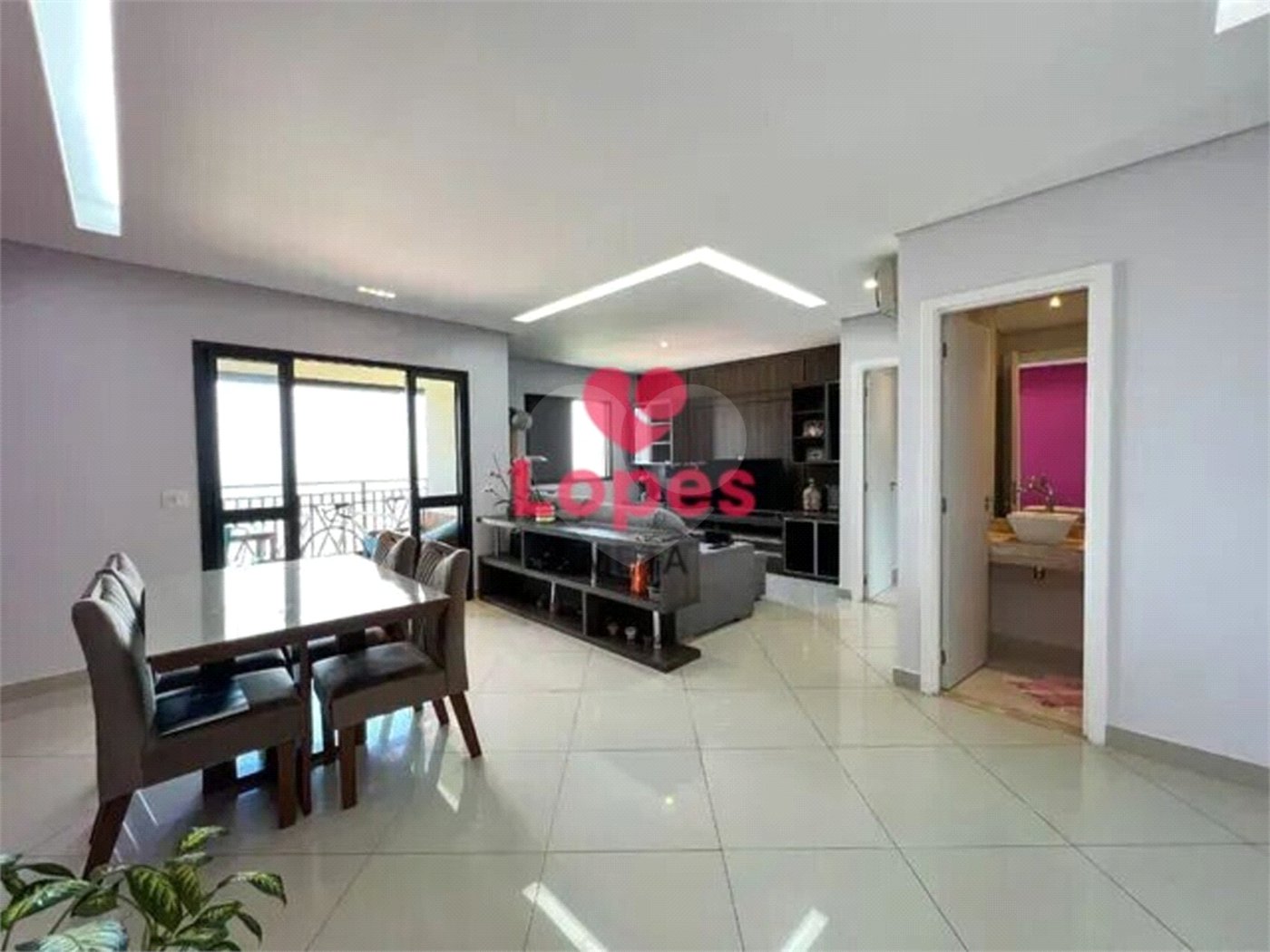 APARTAMENTO A VENDA COM 188M², 3 DORMITORIOS, 1 SUITE, 2 VAGAS - JARDIM ESPLANADA - SÃO JOSÉ DOS CAM