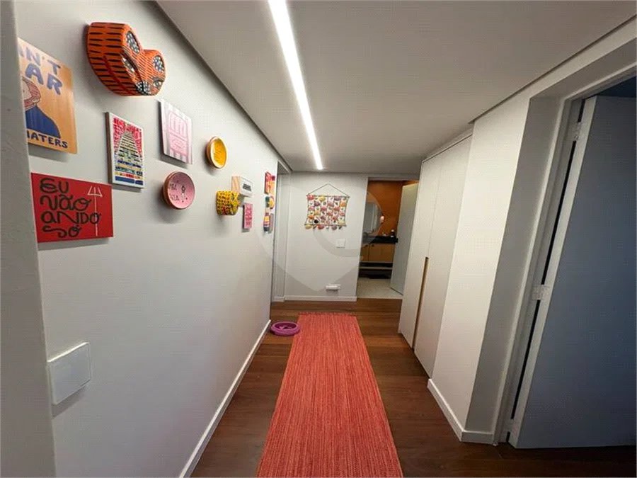 Apartamento Recém reformado e mobiliado a venda em Vila Mariana