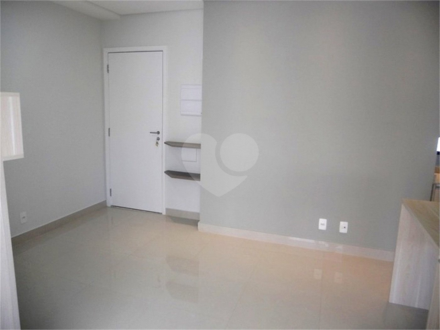 Apto Studio 32m2 - Metrô Saúde - Bom p/Investidor