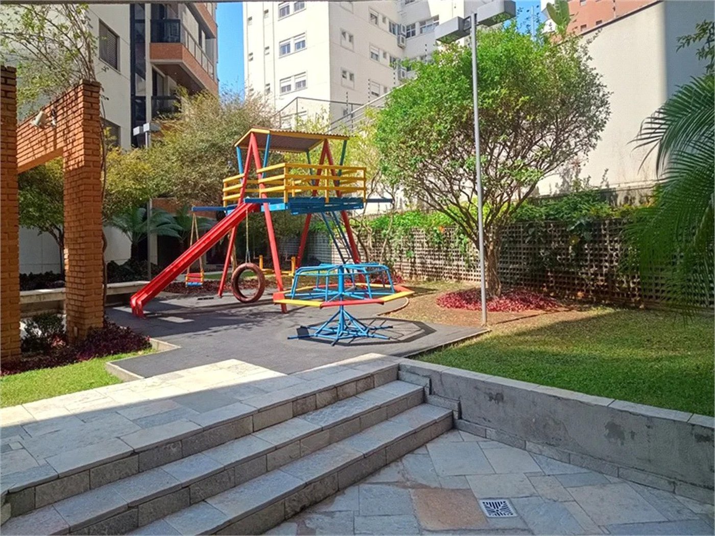 Apartamento à venda com 3 suítes em Morumbi, São Paulo, SP