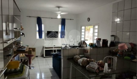 Chácara à venda com 4 quartos, sendo 1 suíte,  em Chácara Leila, São Carlos, SP