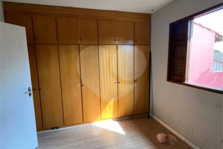 Casa com 125m², 2 dormitórios, 1 vaga, à venda na Vila Harmonia em Guarulhos.