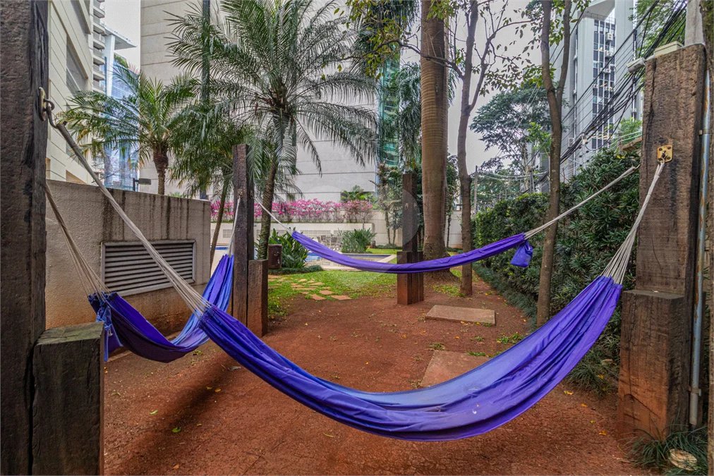 Cobertura à venda com 3 suítes em Vila Olímpia, São Paulo, SP
