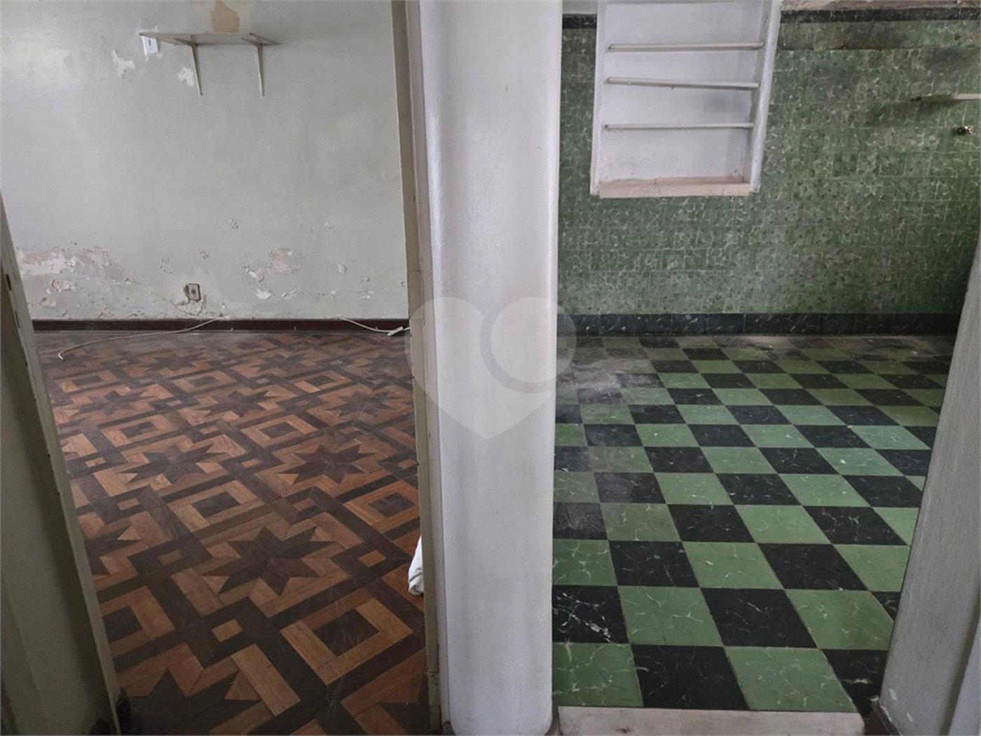 Casa com 244m² , 2 dormitórios , 3 vagas , à venda no Bosque da Saúde.