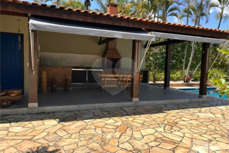 Casa para Venda ou Locação com opção de estar mobiliado no Condomínio Recanto Florido – Vinhedo/SP