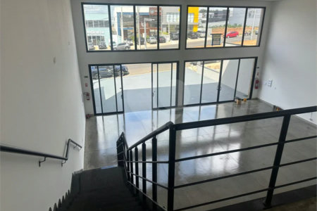 SALÃO COMERCIAL PARA ALUGAR – EXCELENTE LOCALIZAÇÃO! ?? Avenida Fábio Ferraz Bicudo ? Maravilhoso salão comercial com 290 m², ideal para empresas, lojas, serviços e diversos tipos de negócios. ?? Área: 290 m² ?? Aluguel: R$ 20.000,00/mês ?? Entre em contato para mais informações e agende uma