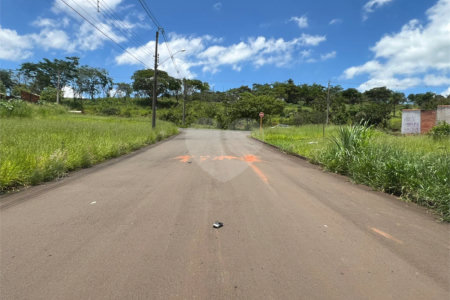 Terreno à Venda no Residencial Bosque dos Tamanduás – Descalvado/SP