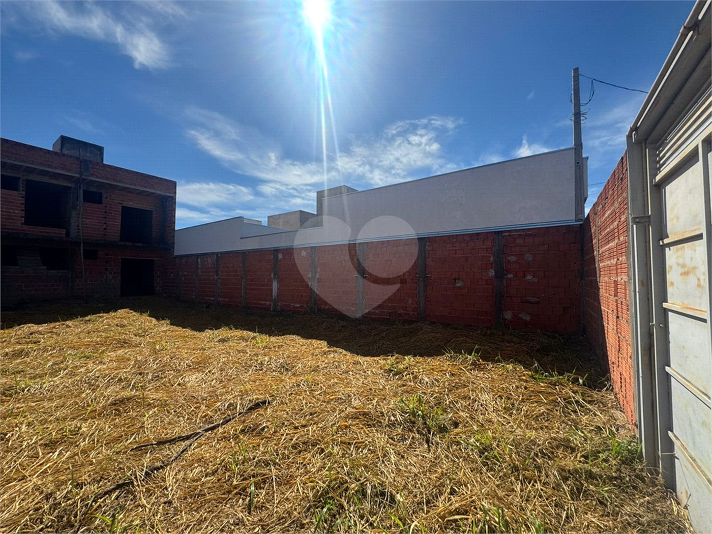 Terreno Murado de 250m2, em Jardim Embaré, São Carlos.
