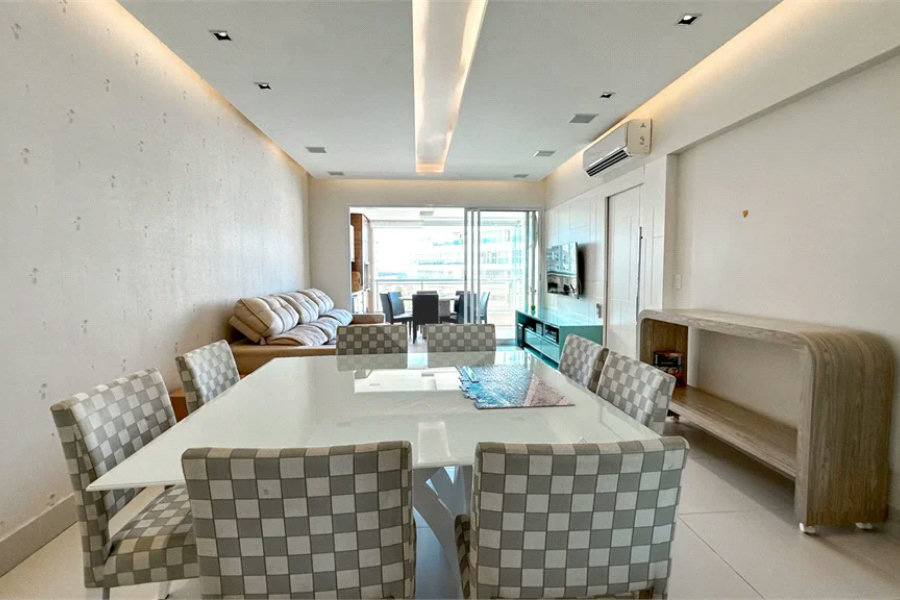 Apartamento à venda ou para alugar com 4 quartos, sendo 2 suítes,  em Riviera de São Lourenço, Bertioga, SP
