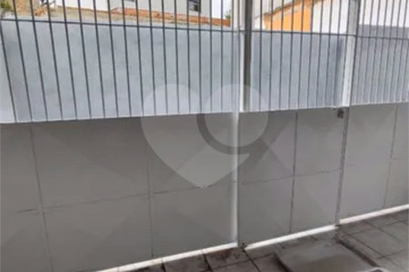 CASA A VENDA NO CENTRO COM 3 DORMITÓRIOS, 1 SUÍTE, 4 VAGAS, SÃO JOSÉ DOS CAMPOS/SP.