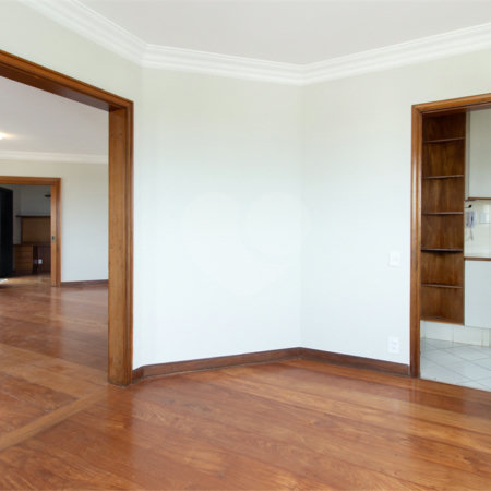 Apartamento a Venda na Chácara Santo Antônio, 163 m², 3 suítes, 2 vagas,, lazer e próximo ao parque