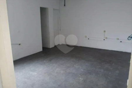 Imóvel Comercial à venda na Mooca com 232m² 4 banheiros