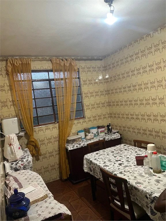 Casa à venda com 3 quartos em Vila Dalva, São Paulo, SP
