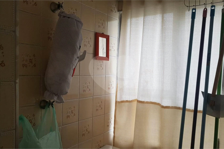 Apto 69 mt - 02 dormitorios - Sala - Cozinha 02 wcs -