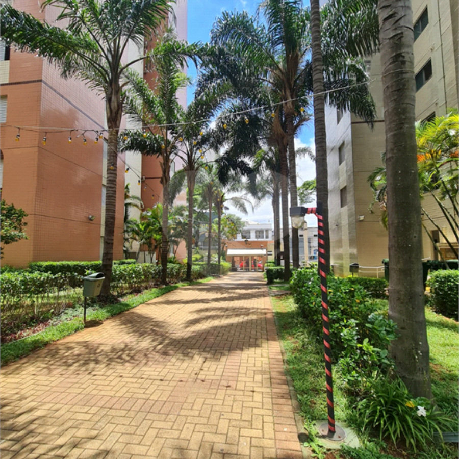 Apartamento à venda com 65m² -Cambuci