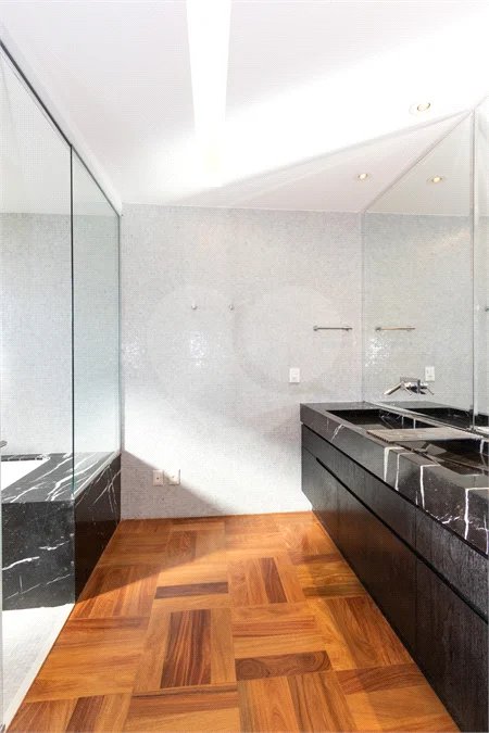 Vila Clementino - 161 m² | 2 dormitórios, com possibilidade de 3 | suíte master | 3 vagas | depósito