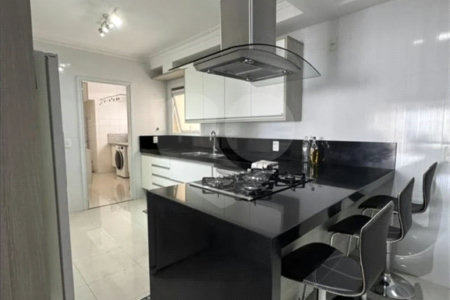 APARTAMENTO NA MOOCA LUXO - PORTEIRA FECHADA - 3 QUARTOS - 4 VAGAS ACEITA PERMUTA