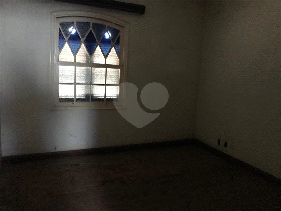 CASA À VENDA COLOCADA COM A SANTA CASA